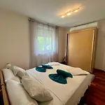 In 50295 Apartament *