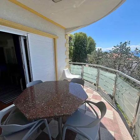 Apartament In 50295